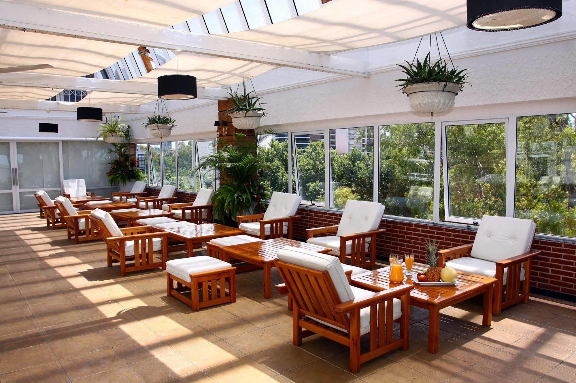 Ramada By Wyndham Buenos Aires Hotel Vicente Lopez Exterior photo